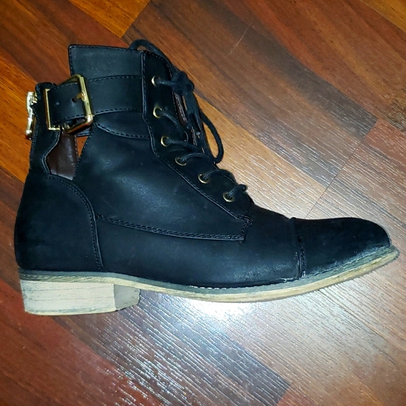 Fall Boots - Picture 2 of 5